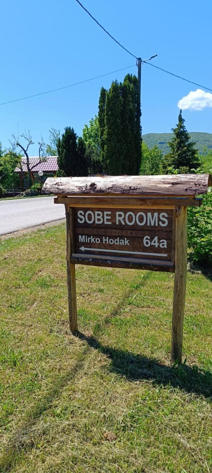 Guesthouse Mirko Hodak Seliste Dreznicko Eksteriør billede